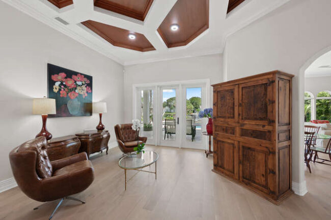 23 Corona Rd. Den