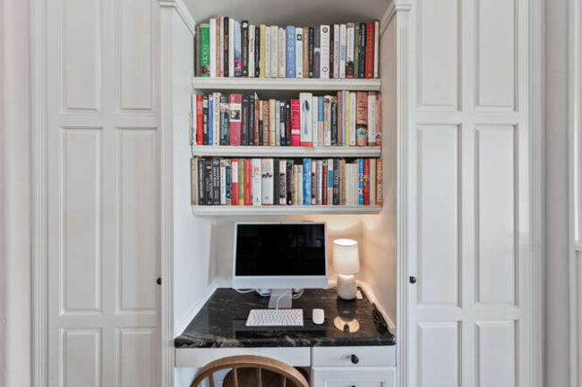 23 Corona Rd. Desk area